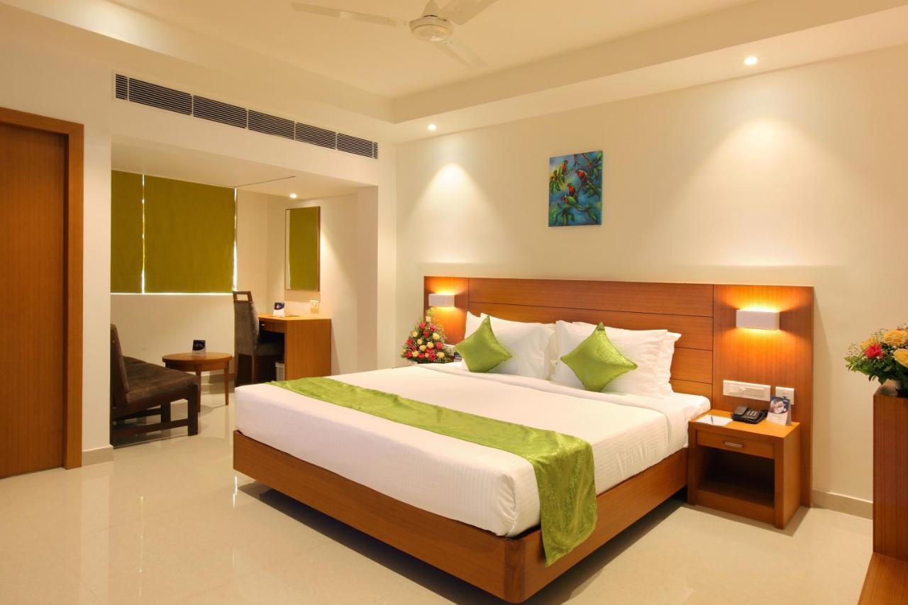 Hotel Apsara Shoranur Экстерьер фото