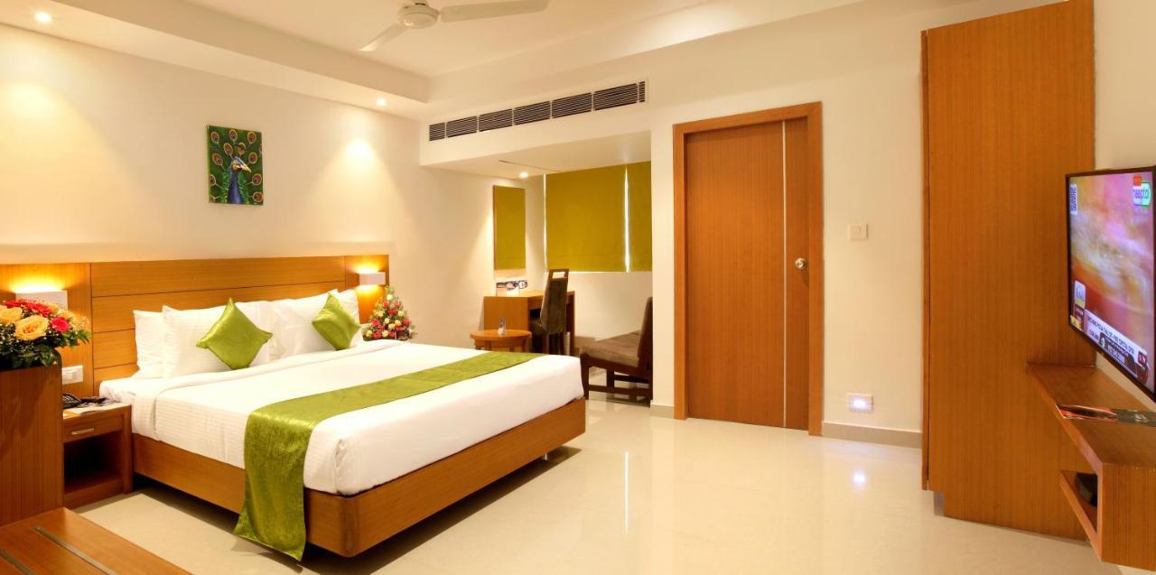 Hotel Apsara Shoranur Экстерьер фото