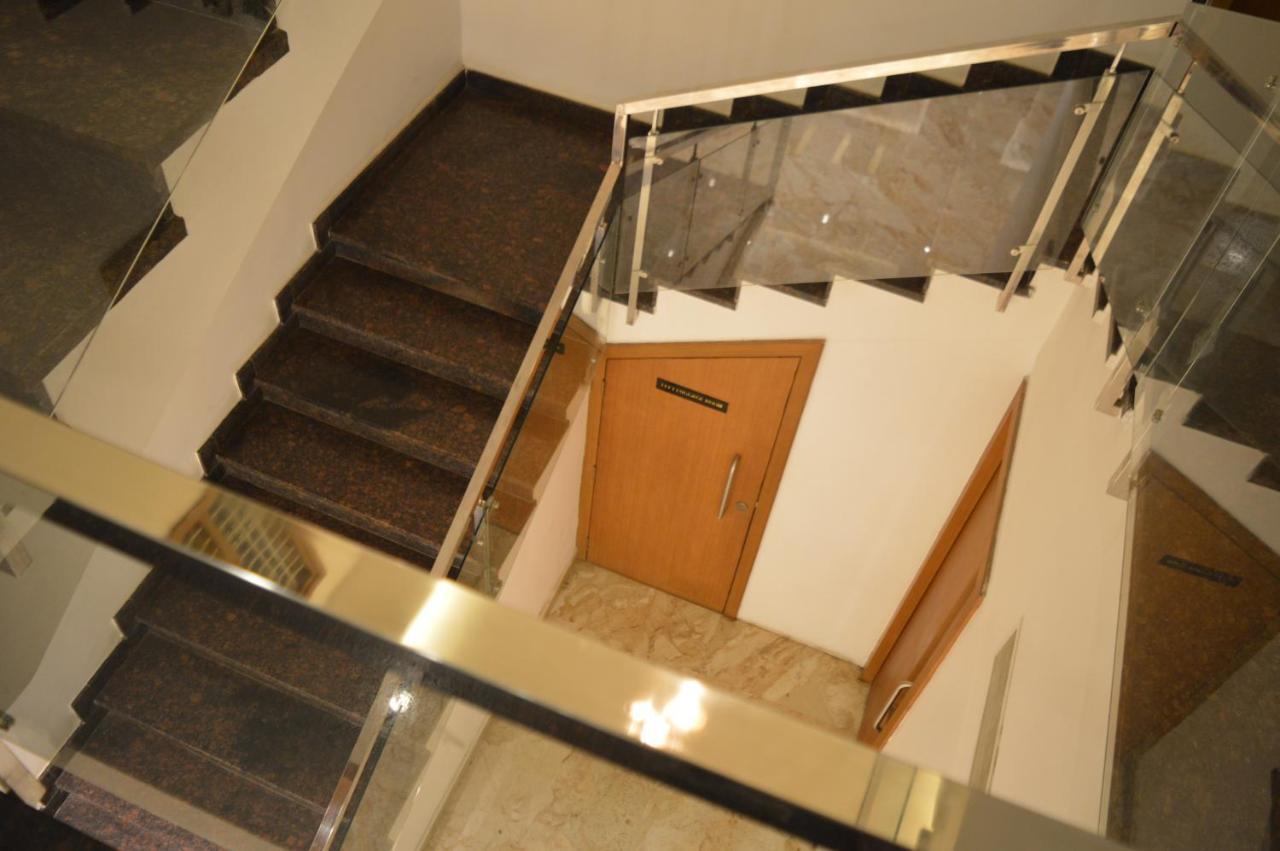 Hotel Apsara Shoranur Экстерьер фото