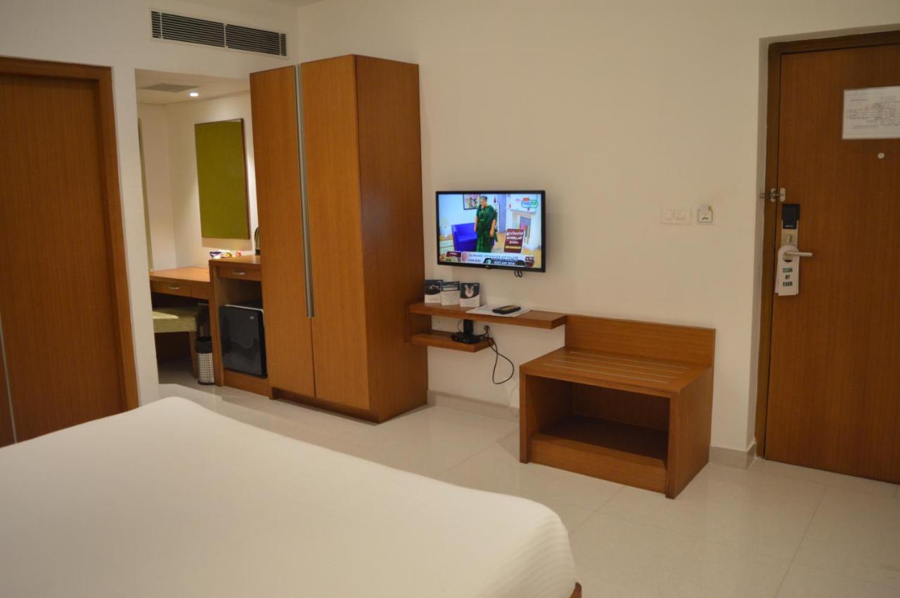Hotel Apsara Shoranur Экстерьер фото