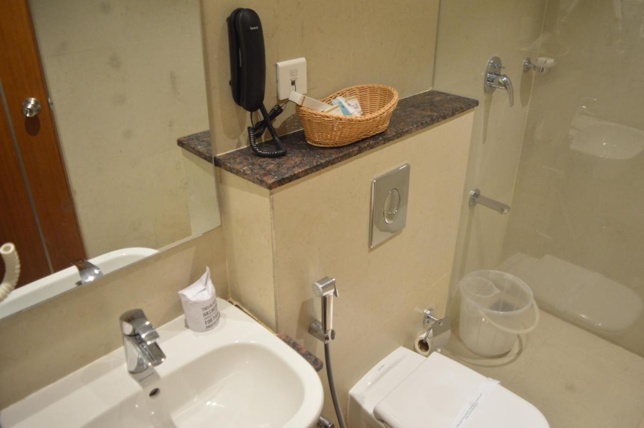 Hotel Apsara Shoranur Экстерьер фото