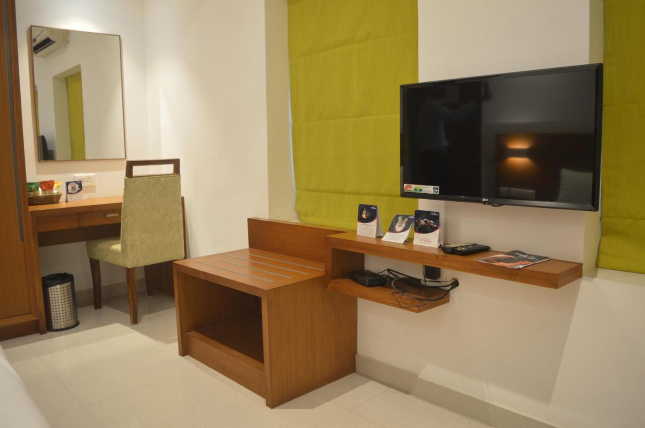 Hotel Apsara Shoranur Экстерьер фото